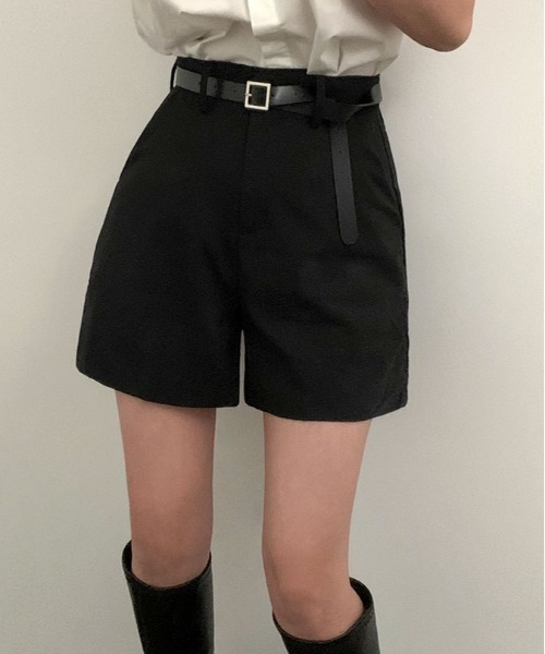 BEIDELLI（ベイデリー）の「[BELLIDE MADE] ハーフレングススラックス（スラックス・レディース・ブラック/ベージュ・SMALL/MEDIUM/LARGE）」の2枚目の写真