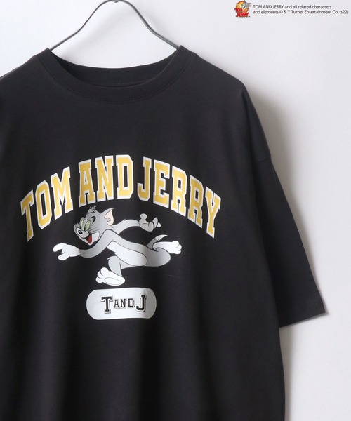 Tom&Jerry(トムアンドジェリー)の「Tom and Jerry/トム&ジェリー カレッジ アーチロゴ リンガー ビッグシルエット Tシャツ(Tシャツ/カットソー・メンズ・ホワイト/ホワイト系その他/ブラック/ブルー系その他/ブラック系その他/ホワイト系その他2/ホワイト系その他3/ブラック系その他2/ブラック系その他3/ホワイト系その他4/ブルー系その他2・M/L)」の7枚目の写真