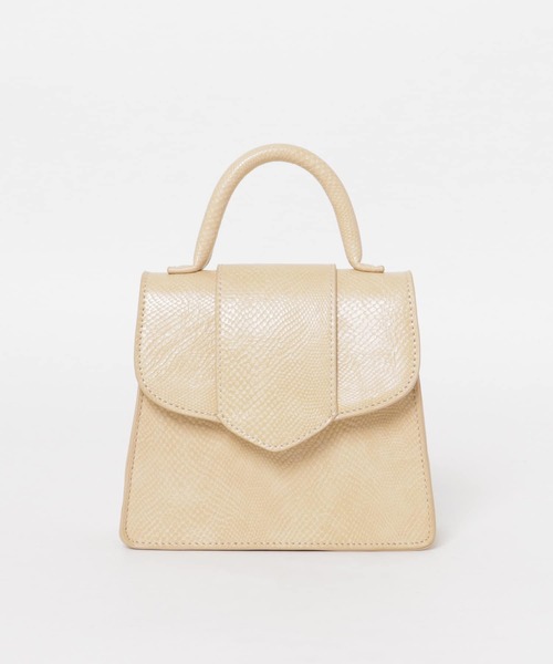 KBF（ケイビーエフ）の「ワンハンドル2WAYミニBAG（ショルダーバッグ・レディース・ブルー/ライトベージュ/ブラック・ONE）」の11枚目の写真