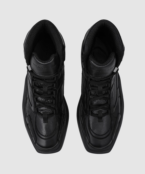 1017 ALYX 9SM（アリクス）の「HIGH TOP MONO HIKING SNEAKER（スニーカー・メンズ・ホワイト/ブラック・40/42/43/41）」の6枚目の写真