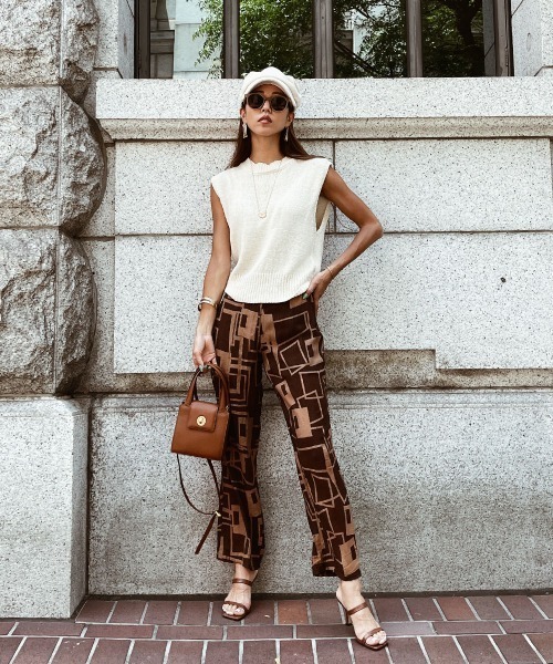 esutoreja(エストレジャ)の「ショートニットトップス(ニット/セーター・レディース・ベージュ/アイボリー・FREE)」の10枚目の写真