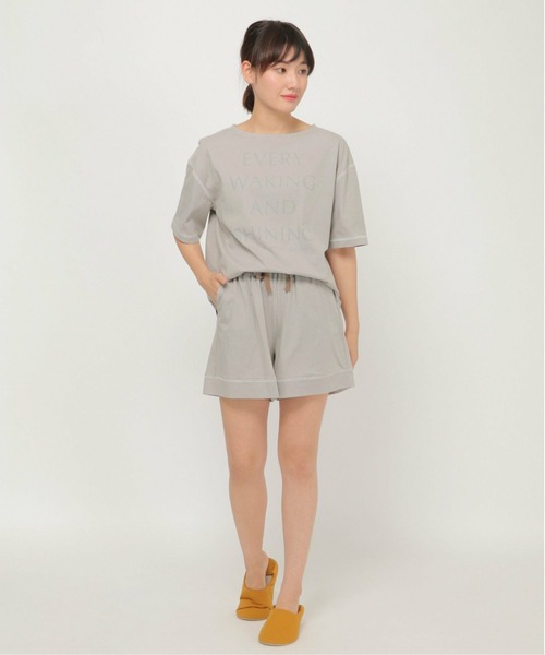 ikka（イッカ）の「配色ステッチロゴT（Tシャツ/カットソー・レディース・ライトグレー/ピンク・L/M）」の4枚目の写真