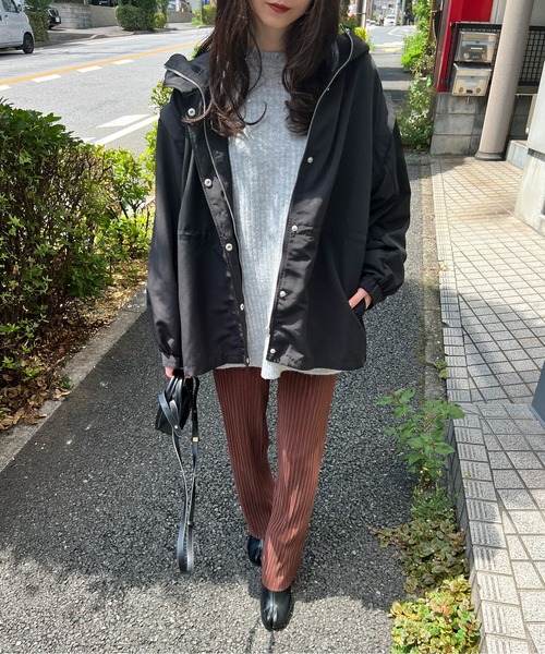 feepur（フェピュール）の「2wayマウンテンパーカー / ベスト（マウンテンパーカー・レディース・ブラック/カーキ/アイボリー・MEDIUM）」の9枚目の写真