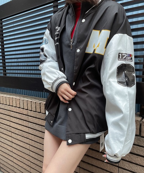 EPICKS（エピックス）の「袖配色ワッペンプリントBIGスタジャン（スタジャン・レディース・ブラック/ホワイト・L/XL/M）」の20枚目の写真