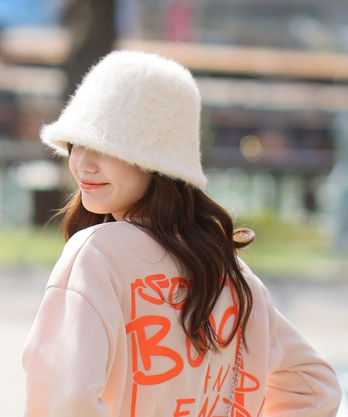 レア 美品 LA バゲット ハット ニット帽 ストリート 白 冬 レア 美品 LA バゲット ハット ニット帽 ストリート 白 冬 帽子 白