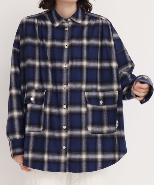 I am I in fact...(アイアムアイインファクト)の「OMBRE CHECK gather big shirt(シャツ/ブラウス・レディース・ブルー/グレー・FREE)」の16枚目の写真