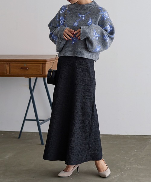 KOBE LETTUCE（コウベレタス）の「ぽこぽこフラワーエンボスフレアスカート（スカート・レディース・ブラック/グレイッシュベージュ/グリーン系・FREE）」の2枚目の写真