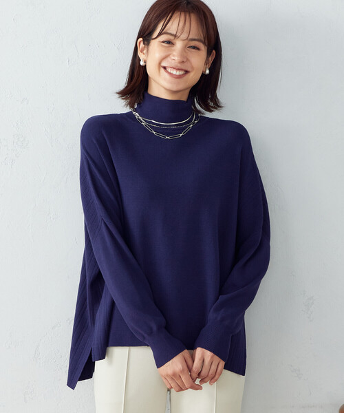 COMME CA ISM（コムサイズム）の「ニットポンチョ（ニット/セーター・レディース・ブラック/アイボリー/ネイビー・FREE）」の3枚目の写真