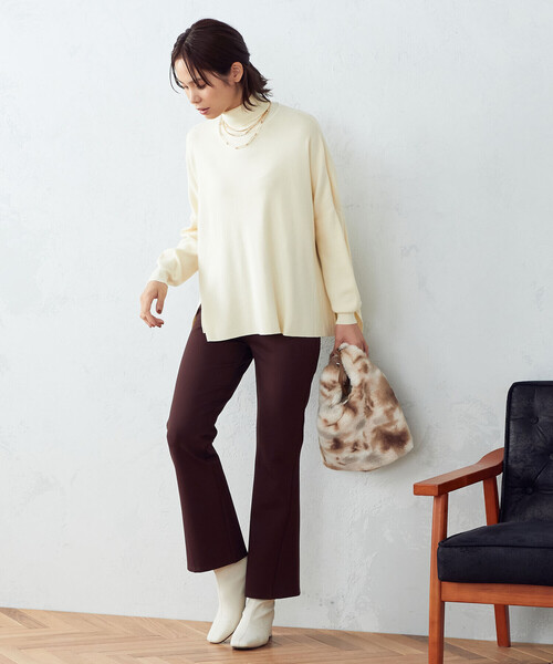 COMME CA ISM（コムサイズム）の「ニットポンチョ（ニット/セーター・レディース・ブラック/アイボリー/ネイビー・FREE）」の4枚目の写真