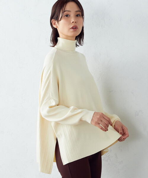 COMME CA ISM（コムサイズム）の「ニットポンチョ（ニット/セーター・レディース・ブラック/アイボリー/ネイビー・FREE）」の6枚目の写真