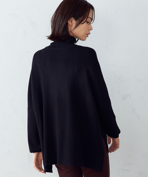 COMME CA ISM（コムサイズム）の「ニットポンチョ（ニット/セーター・レディース・ブラック/アイボリー/ネイビー・FREE）」の11枚目の写真