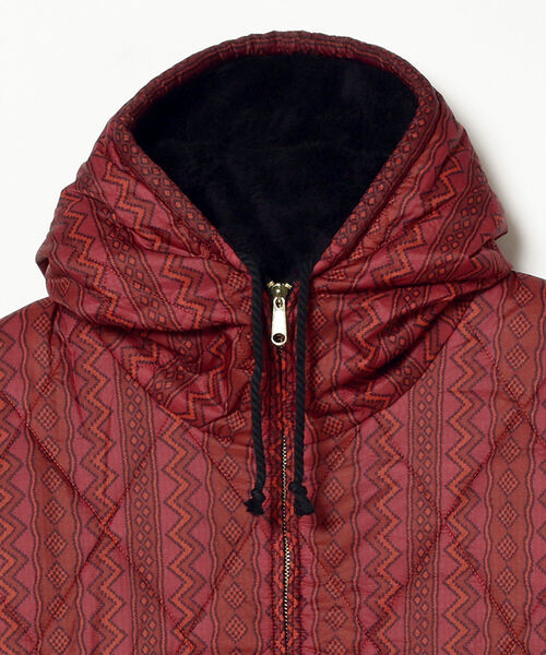 BEAMS PLUS(ビームスプラス)の「BEAMS PLUS / モナリザ リバーシブル フーデッド ブルゾン(ブルゾン・メンズ・ネイビー/レッド・SMALL/MEDIUM/LARGE/X-LARGE)」の13枚目の写真
