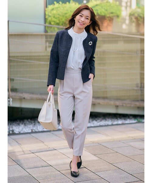 SHOO・LA・RUE（シューラルー）の「◆【入卒/消臭/耐滑】ポインテッドヒールパンプス（パンプス・レディース・ナチュラル/ブラック・25/45/35）」の21枚目の写真