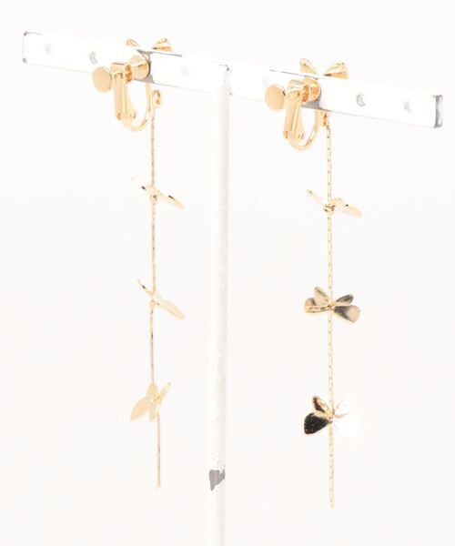 flower（フラワー）の「フローイングパピヨンイヤリング（イヤリング・レディース・ゴールド・FREE）」の13枚目の写真