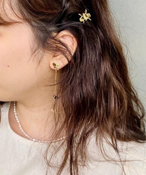 flower（フラワー）の「フローイングパピヨンイヤリング（イヤリング・レディース・ゴールド・FREE）」の15枚目の写真