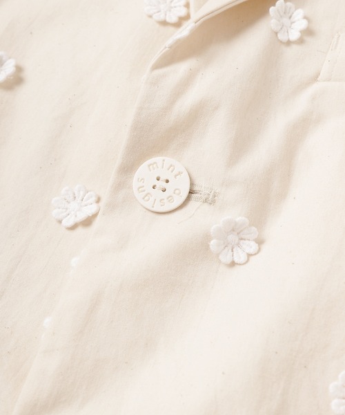 mintdesigns(ミントデザインズ)の「【2023春夏】DOT FLOWER JK/ ドットフラワージャケット(テーラードジャケット・レディース・ホワイト/レッド・2)」の4枚目の写真