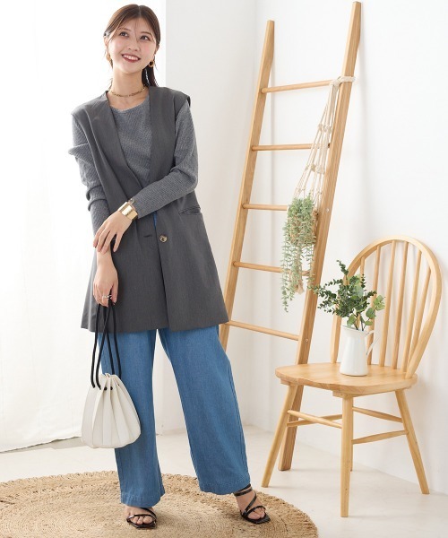 OMNES(オムネス)の「TRストレッチノーカラーベスト(ベスト・レディース・モカ/ブラック/グレー・SMALL/MEDIUM)」の20枚目の写真