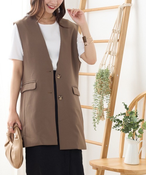 OMNES(オムネス)の「TRストレッチノーカラーベスト(ベスト・レディース・モカ/ブラック/グレー・SMALL/MEDIUM)」の22枚目の写真