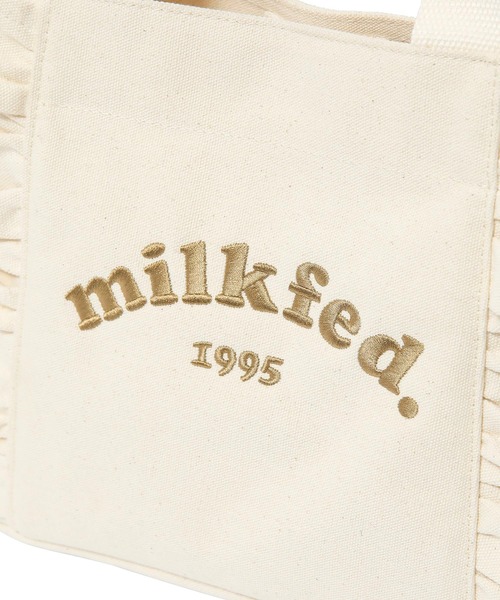 MILKFED.(ミルクフェド)の「RUFFLE MINI BAG BROWN(ショルダーバッグ・レディース・ブラウン/オフホワイト・ONE SIZE)」の4枚目の写真