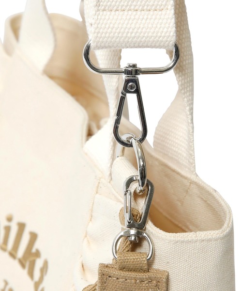 MILKFED.(ミルクフェド)の「RUFFLE MINI BAG BROWN(ショルダーバッグ・レディース・ブラウン/オフホワイト・ONE SIZE)」の3枚目の写真