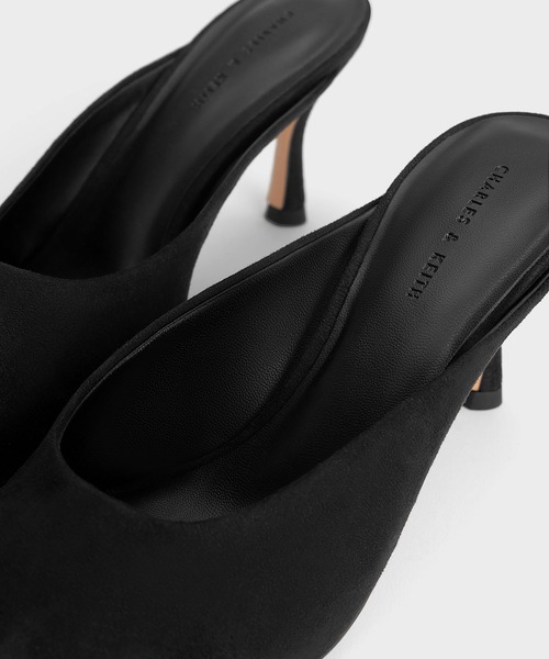 CHARLES & KEITH(チャールズ & キース)の「スプールヒール ミュール(サンダル・レディース・オフホワイト/ブラック/ダークグレー・22cm/22.5cm/23cm/23.5cm/24.5cm/25cm/25.5cm)」の8枚目の写真