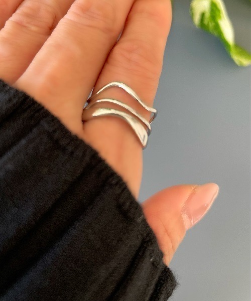 Ritomo De Ricco（リトモ・デ・リコ）の「ステンレスジオメトリリング　サイズフリー（リング・レディース・A/B・FREE）」の2枚目の写真