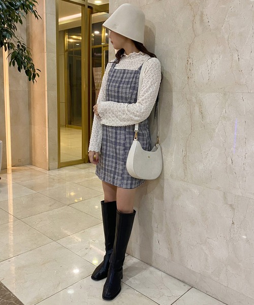 one after another NICE CLAUP（ワンアフターアナザーナイスクラップ）の「【新色追加】パールチェーン付きショルダーバッグ（ショルダーバッグ・レディース・ブラック/グレー/アイボリー/ホワイト系その他/ピンク/ブラック系その他・FREE）」の9枚目の写真