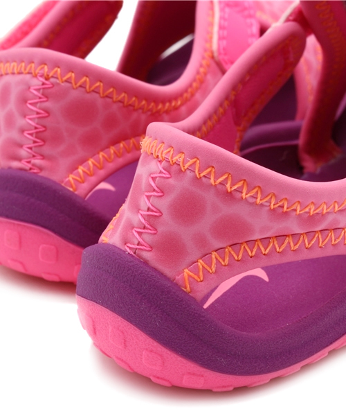 NIKE（ナイキ）の「BK NIKE サンレイプロテクト リトル（サンダル・キッズ・ピンク/ネイビー・14cm/15cm/16cm）」の6枚目の写真