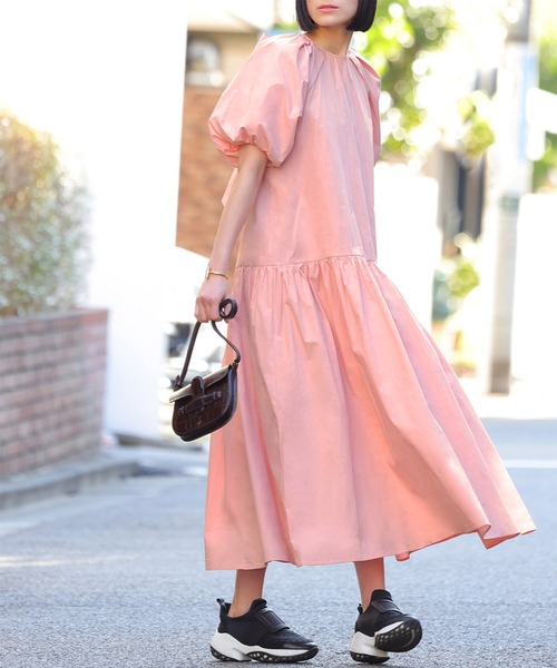 ELFRANK（エルフランク）の「バックリボンボリューム袖ティアード