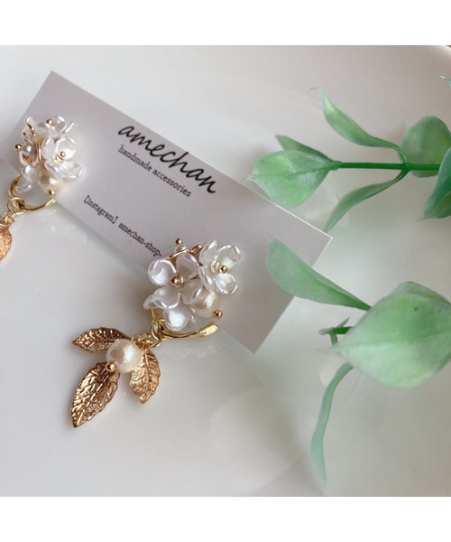 tone(トーン)の「【amechan】フラワーブーケ(ピアス)(MA)(ピアス(両耳用)・レディース・ホワイト/ブラウン・FREE)」の12枚目の写真