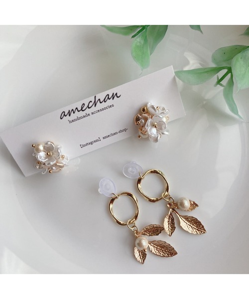 tone(トーン)の「【amechan】フラワーブーケ(ピアス)(MA)(ピアス(両耳用)・レディース・ホワイト/ブラウン・FREE)」の3枚目の写真