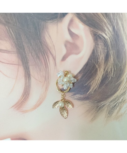 tone(トーン)の「【amechan】フラワーブーケ(ピアス)(MA)(ピアス(両耳用)・レディース・ホワイト/ブラウン・FREE)」の6枚目の写真