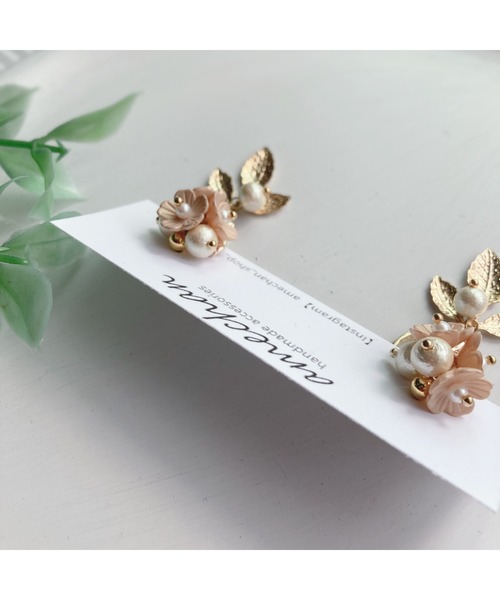 tone(トーン)の「【amechan】フラワーブーケ(ピアス)(MA)(ピアス(両耳用)・レディース・ホワイト/ブラウン・FREE)」の14枚目の写真