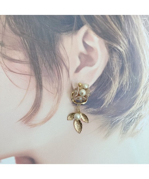 tone(トーン)の「【amechan】フラワーブーケ(ピアス)(MA)(ピアス(両耳用)・レディース・ホワイト/ブラウン・FREE)」の21枚目の写真
