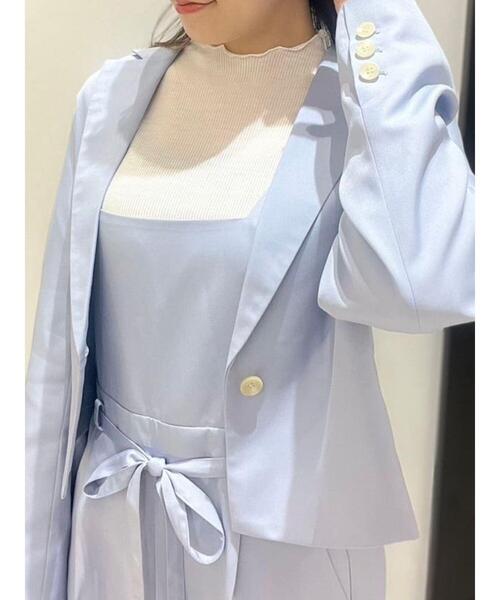 Te chichi TERRASSE(テチチテラス)の「ショートテーラードジャケット(セットアップ可)(ノーカラージャケット・レディース・ブルー/ベージュ/ネイビー・フリ-)」の6枚目の写真