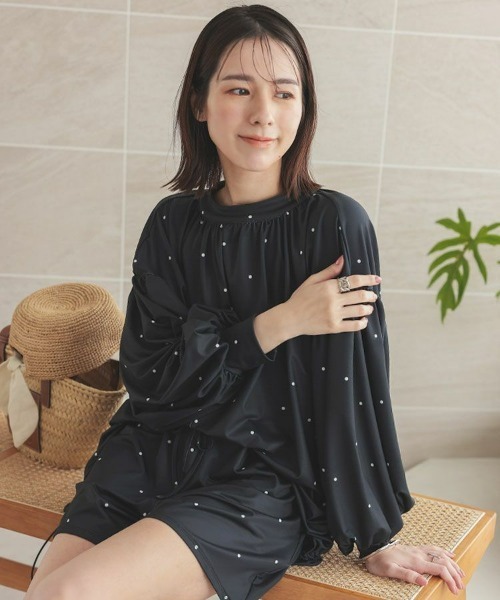 DONOBAN(ドノバン)の「ラッシュチュニック(ラッシュガード・レディース・ドット/ベージュ/ベージュ系その他/モスグリーン/ダークブラウン/ブラック・F)」の6枚目の写真