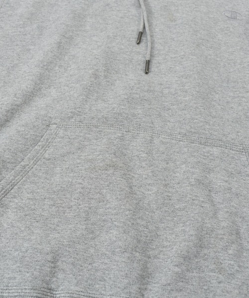 Champion（チャンピオン）の「【ヴィンテージ古着】Champion / チャンピオン ロゴ刺繍 スウェットパーカー（パーカー・メンズ・グレー・LARGE）」の7枚目の写真