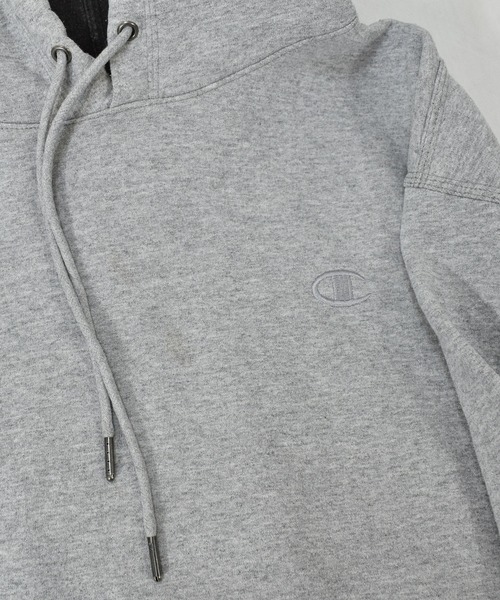 Champion（チャンピオン）の「【ヴィンテージ古着】Champion / チャンピオン ロゴ刺繍 スウェットパーカー（パーカー・メンズ・グレー・LARGE）」の8枚目の写真