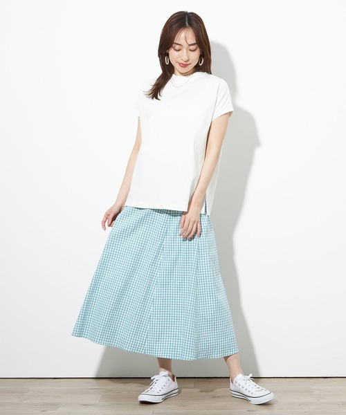 Petit Honfleur(プチオンフルール)の「【UVカット・接触冷感】オーガニックコットンモックネックTシャツ(Tシャツ/カットソー・レディース・ホワイト/オレンジ/イエロー/ネイビー・L/M)」の5枚目の写真