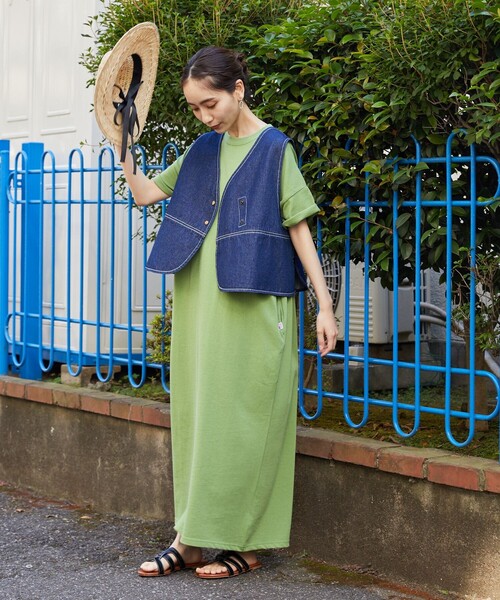 FREAK'S STORE（フリークスストア）の「【限定展開】 USA コットン ビッグシルエット Tシャツ ワンピース（ワンピース・レディース・ブラック/ブラウン/オフホワイト/オレンジ/ブルー/グリーン・ﾌﾘ-）」の4枚目の写真