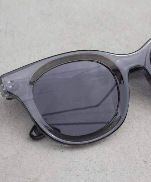 GLOSTER（グロスター）の「【GLOSTER/グロスター】ワイドフレーム ウェリントン カラーレンズ サングラス（サングラス・メンズ・イエロー/チャコールグレー/ブラック・FREE）」の13枚目の写真