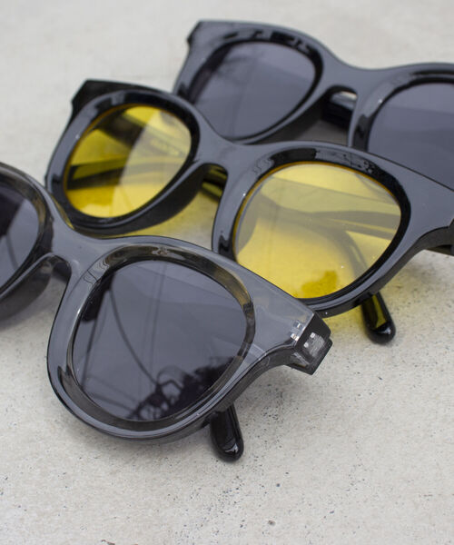 GLOSTER（グロスター）の「【GLOSTER/グロスター】ワイドフレーム ウェリントン カラーレンズ サングラス（サングラス・メンズ・イエロー/チャコールグレー/ブラック・FREE）」の7枚目の写真