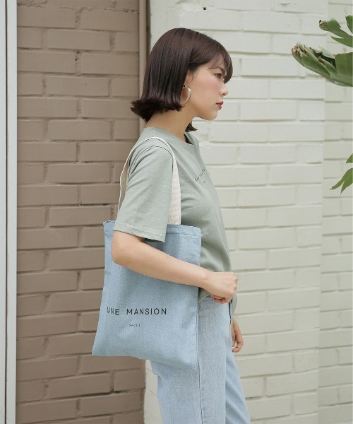 UNE MANSION（ユヌマンション）の「【UNE MADE】UNE MANSION ロゴデニムトートバッグ（トートバッグ・レディース・ブルー系1/ブルー系2/ブルー系3・ONE SIZE）」の10枚目の写真