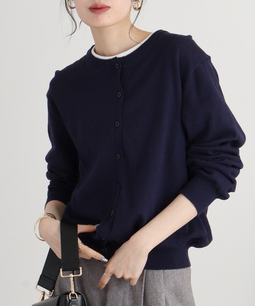 atONE(アットワン)の「atONE クルーネックカーディガン(カーディガン/ボレロ・レディース・ライトグレー/ブラック/ネイビー/ホワイト/グレイッシュベージュ/ダークグリーン・M~L/LL~3L/4L~5L)」の15枚目の写真