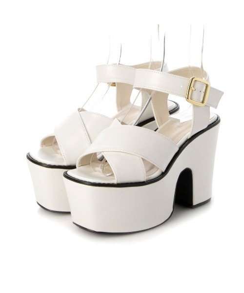 Mafmof（マフモフ）の「Mafmof(マフモフ)ワイドクロスストラップ厚底ボリュームソールサンダル（サンダル・レディース・ブラック/ベージュ/ホワイト・M/S/L/LL）」の5枚目の写真