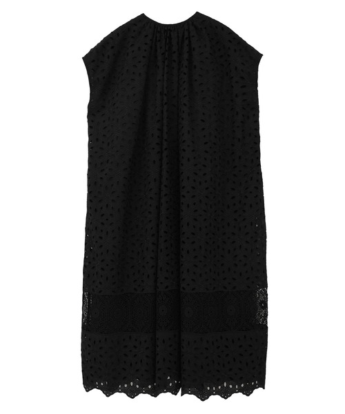 新品 1er Arrondissement　エンブロイダリーパネルワンピース 1er Arrondissement（プルミエアロンディスモン）の「エンブロイ