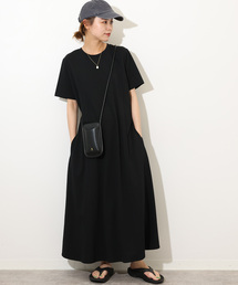 フレアワンピース