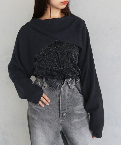 cheriella(シェリエラ)の「【cheriella】WEB限定前後2wayデザインクロスショートニットトップス WEB LIMITED 2-WAY DESIGN CROSS SHORT KNIT TOPS(ニット/セーター・レディース・ブラック/オフホワイト・M)」の2枚目の写真