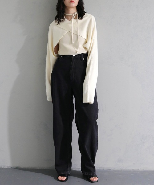 cheriella(シェリエラ)の「【cheriella】WEB限定前後2wayデザインクロスショートニットトップス WEB LIMITED 2-WAY DESIGN CROSS SHORT KNIT TOPS(ニット/セーター・レディース・ブラック/オフホワイト・M)」の22枚目の写真