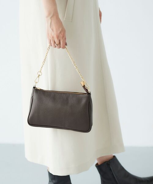 le.coeur blanc（ルクールブラン）の「AULENTTI 3WAYショルダー（ショルダーバッグ・レディース・ダークブラウン/ベージュ・FREE）」の20枚目の写真